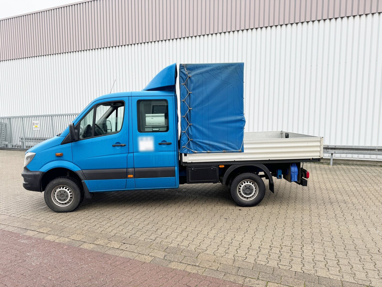 Furgoneta caja abierta, Furgoneta combi Mercedes-Benz 316 4x4 Doka 316 4x4 Doka, Werkstatteinrichtung: foto 13 Furgoneta caja abierta, Furgoneta combi Mercedes-Benz 316 4x4 Doka 316 4x4 Doka, Werkstatteinrichtung: foto 13