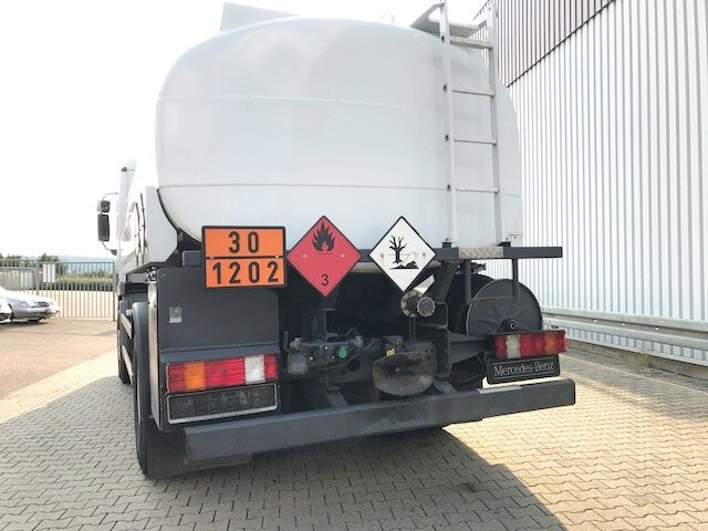 Camión cisterna Mercedes-Benz Actros 1841 L 4x2 Actros 1841 L 4x2, Esterer Tankaufbau ca. 13.500l, 2 Kammern: foto 11