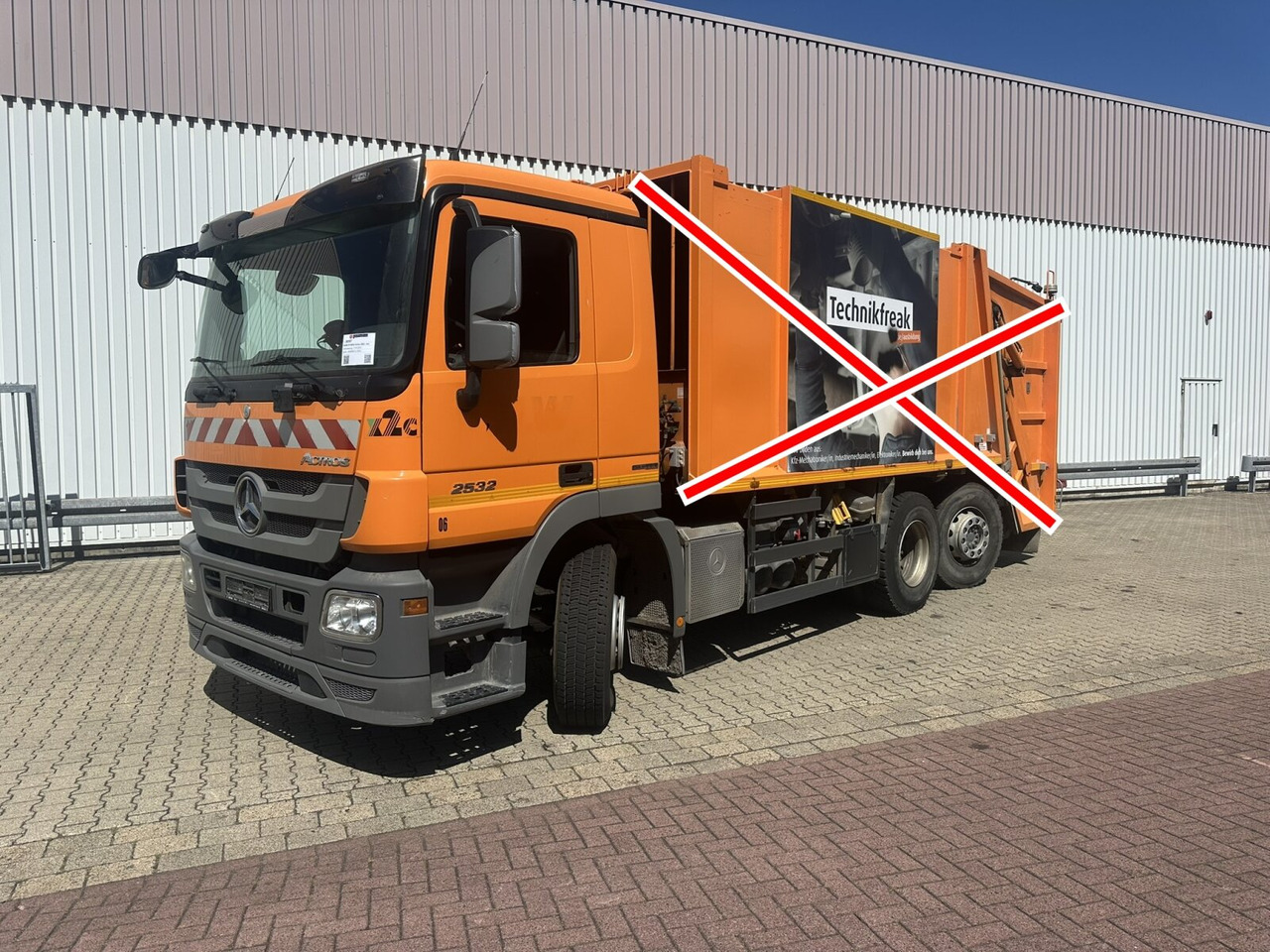 Mercedes-Benz Actros 2532 L 6x2 Actros 2532/41 L 6x2, EEV, Lenkachse - Camión chasis: foto 1 Mercedes-Benz Actros 2532 L 6x2 Actros 2532/41 L 6x2, EEV, Lenkachse - Camión chasis: foto 1