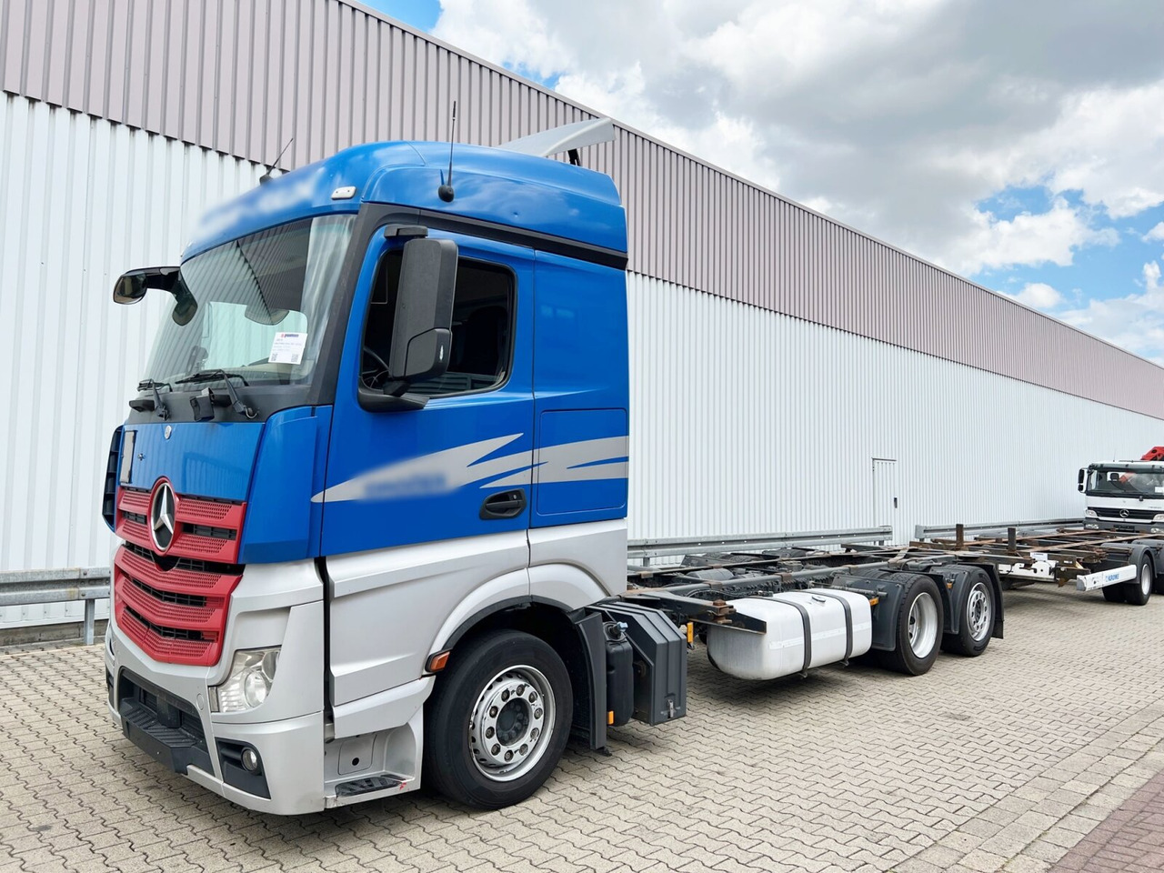 Mercedes-Benz Actros 2542/48 L/nR 6x2 Actros 2542/48 L/nR 6x2, Retarder, Standklima, StreamSpace, SoloStar - Camión portacontenedore/ Intercambiable: foto 1 Mercedes-Benz Actros 2542/48 L/nR 6x2 Actros 2542/48 L/nR 6x2, Retarder, Standklima, StreamSpace, SoloStar - Camión portacontenedore/ Intercambiable: foto 1