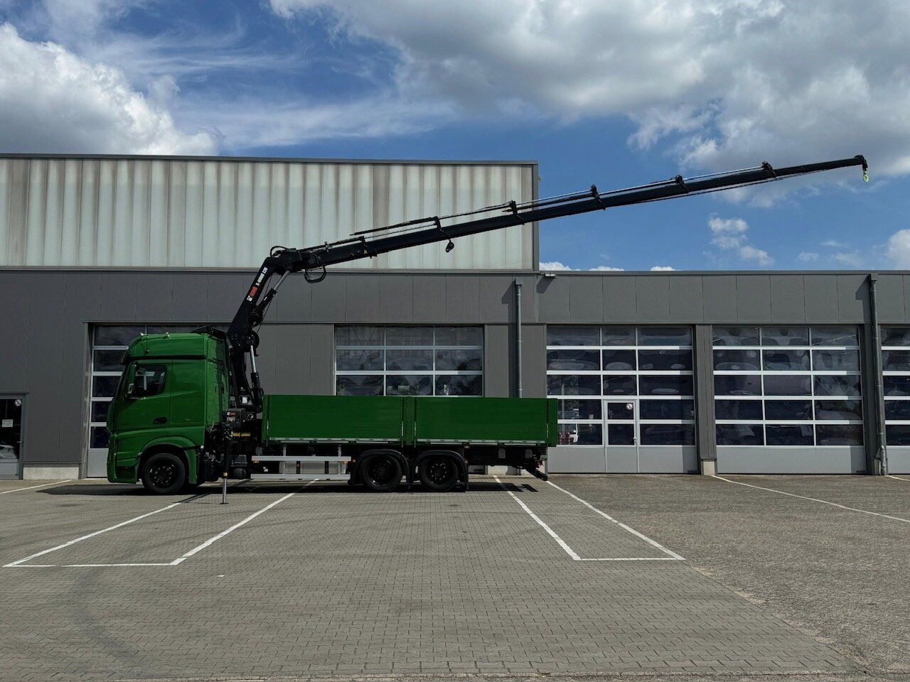 Mercedes-Benz Actros 2548 L 6x2 Actros 2548 L 6x2, Actros 2548 L, 6x2 mit Kran Hiab X-HiDuo 228 - Camión grúa: foto 3 Mercedes-Benz Actros 2548 L 6x2 Actros 2548 L 6x2, Actros 2548 L, 6x2 mit Kran Hiab X-HiDuo 228 - Camión grúa: foto 3