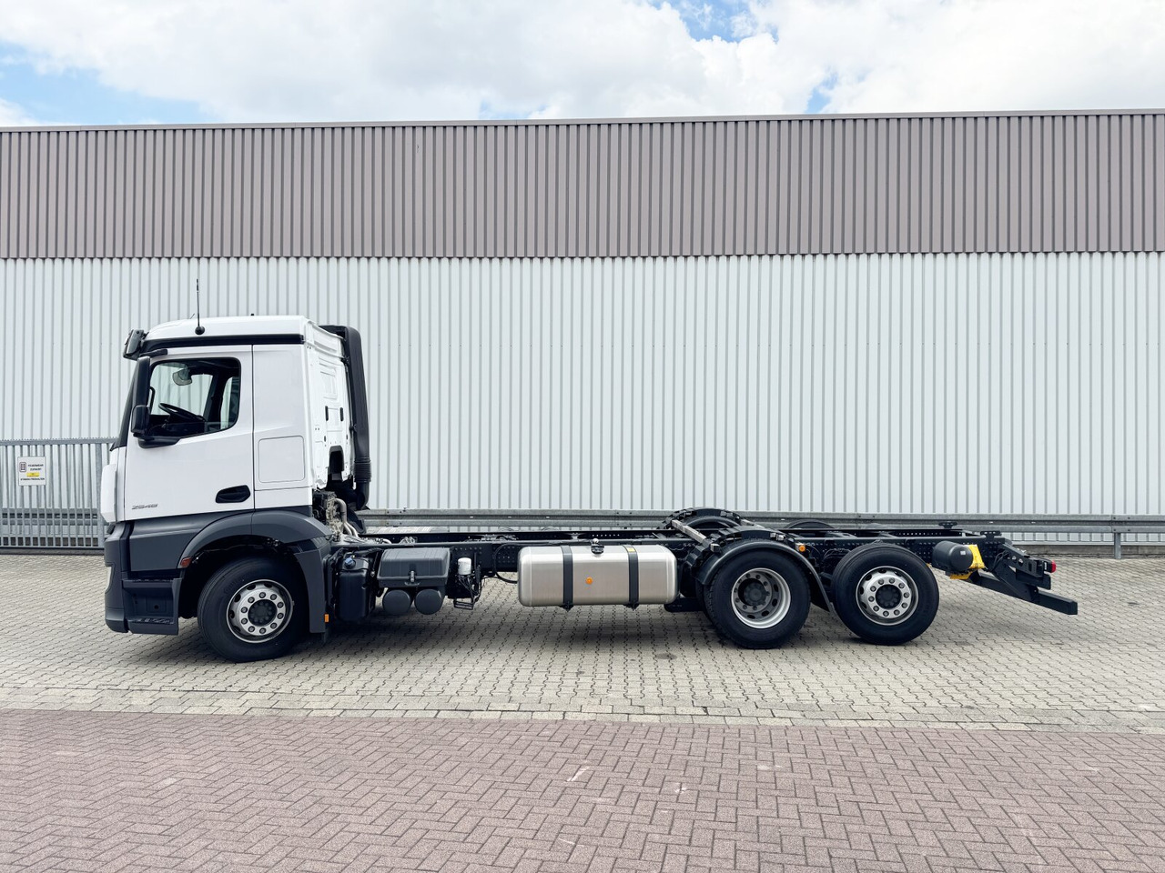 Leasing de Mercedes-Benz Actros 2548 L 6x2 Actros 2548 L 6x2, Retarder, Lenk-/Liftachse Mercedes-Benz Actros 2548 L 6x2 Actros 2548 L 6x2, Retarder, Lenk-/Liftachse: foto 13