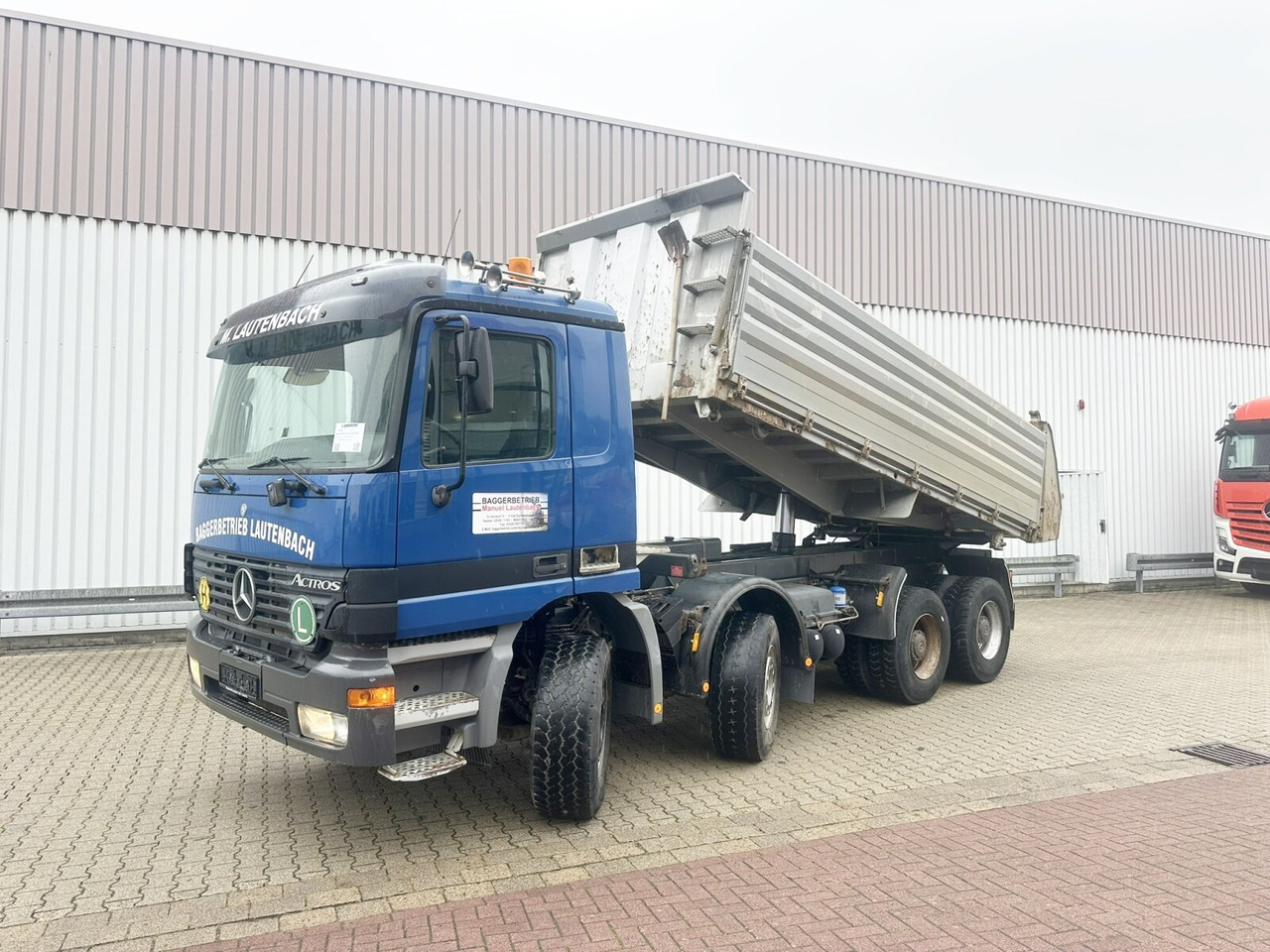 Mercedes-Benz Actros 4140 8x4/4 Actros 4140 8x4/4, Alu-Bordwände - Camión volquete: foto 1 Mercedes-Benz Actros 4140 8x4/4 Actros 4140 8x4/4, Alu-Bordwände - Camión volquete: foto 1