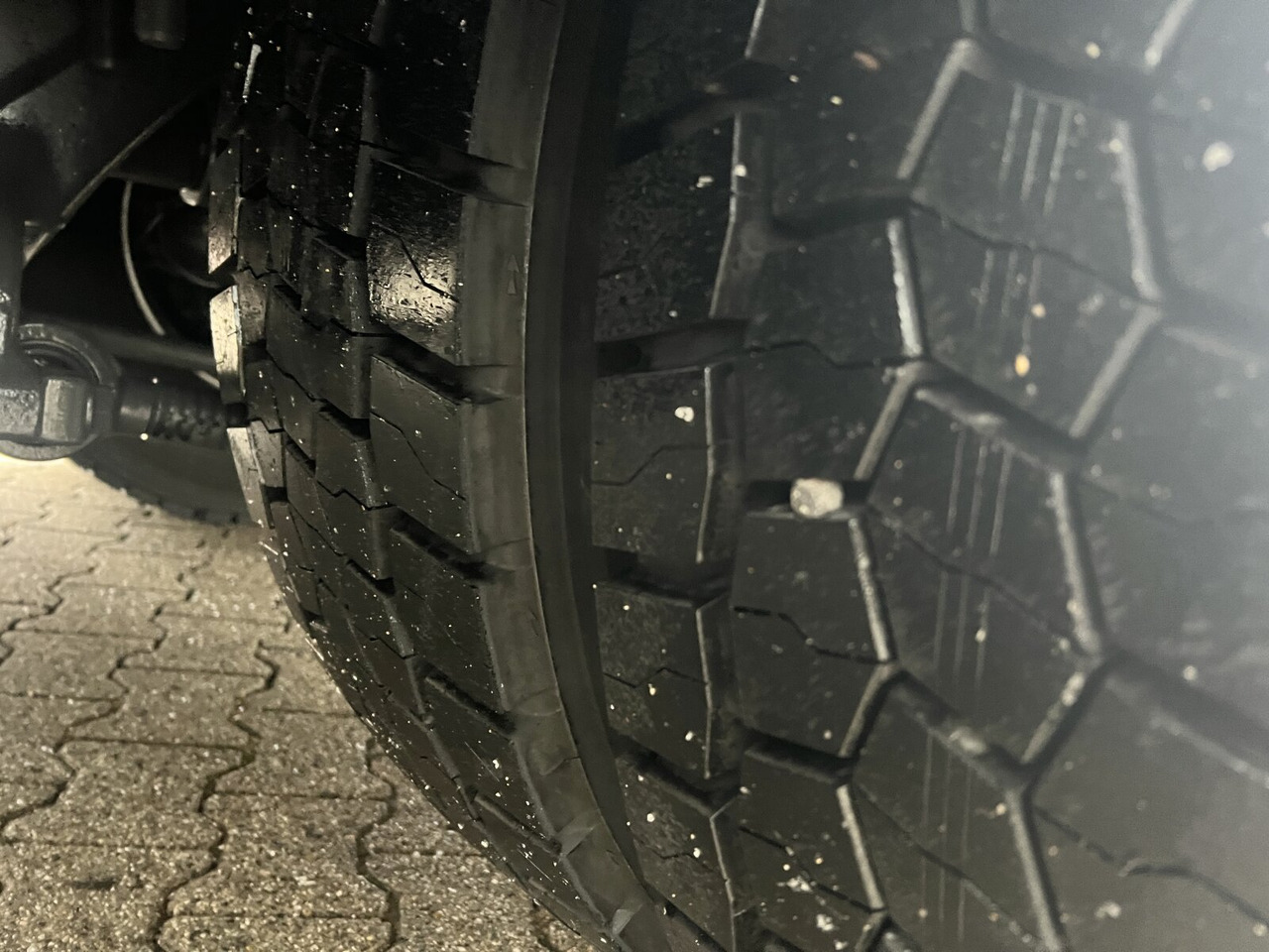 Mercedes-Benz Arocs 2645 K 6x4 Arocs 2645 K 6x4, MultimediaCockpit, Bordmatik links - Camión volquete: foto 4 Mercedes-Benz Arocs 2645 K 6x4 Arocs 2645 K 6x4, MultimediaCockpit, Bordmatik links - Camión volquete: foto 4