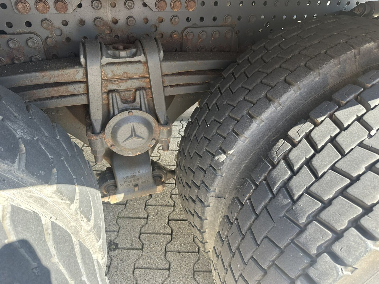 Mercedes-Benz Arocs 2645 K 6x4 Arocs 2645 K 6x4, Retarder - Camión volquete: foto 4 Mercedes-Benz Arocs 2645 K 6x4 Arocs 2645 K 6x4, Retarder - Camión volquete: foto 4