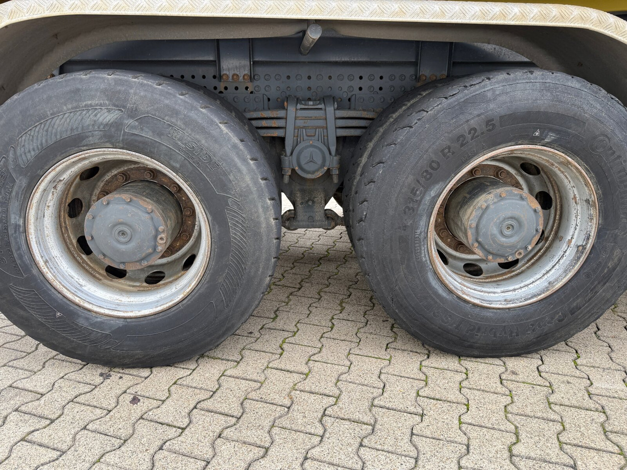 Mercedes-Benz Arocs 3363 K 6x4 Arocs 3363 K 6x4, Grounder, Turbo-Retarder-Kupplung - Camión multibasculante: foto 2 Mercedes-Benz Arocs 3363 K 6x4 Arocs 3363 K 6x4, Grounder, Turbo-Retarder-Kupplung - Camión multibasculante: foto 2