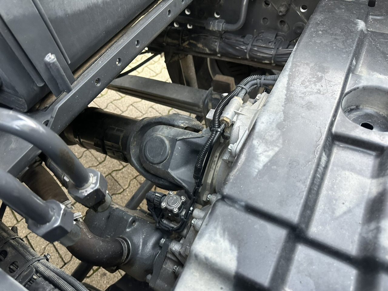 Mercedes-Benz Arocs 3445 K 8x4/4 Arocs 3445 K 8x4/4, Meiller Bordmatik links - Camión volquete: foto 2 Mercedes-Benz Arocs 3445 K 8x4/4 Arocs 3445 K 8x4/4, Meiller Bordmatik links - Camión volquete: foto 2