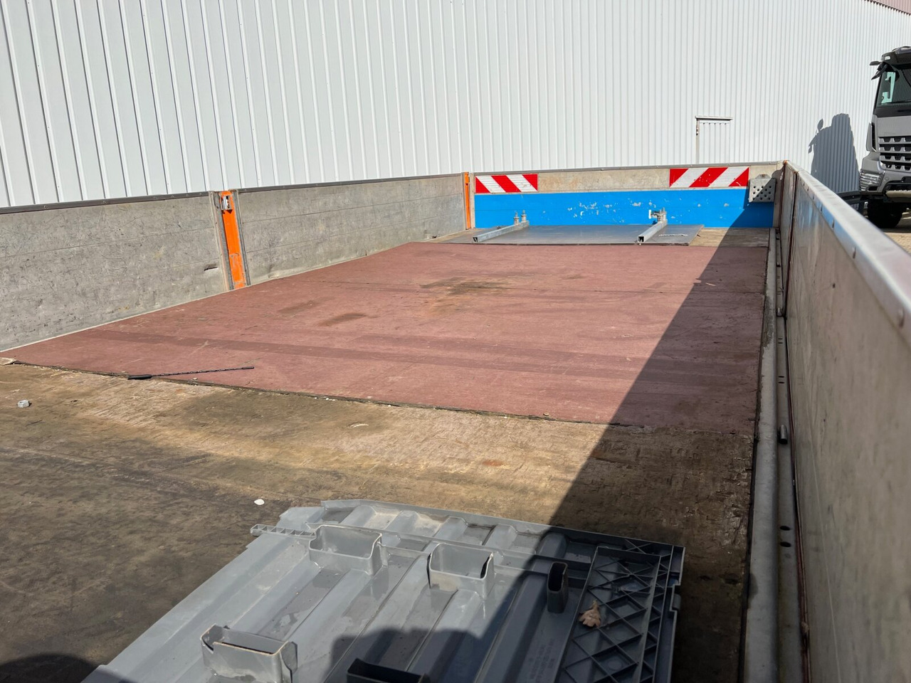 Camión grúa, Camión caja abierta Mercedes-Benz Atego 1024 L 4x2 Atego 1024 L 4x2 mit Kran Fassi F80A.0.21: foto 14 Camión grúa, Camión caja abierta Mercedes-Benz Atego 1024 L 4x2 Atego 1024 L 4x2 mit Kran Fassi F80A.0.21: foto 14