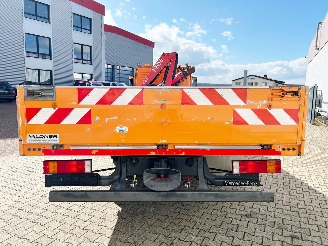 Camión grúa, Camión caja abierta Mercedes-Benz Atego 1024 L 4x2 Atego 1024 L 4x2 mit Kran Fassi F80A.0.21: foto 11 Camión grúa, Camión caja abierta Mercedes-Benz Atego 1024 L 4x2 Atego 1024 L 4x2 mit Kran Fassi F80A.0.21: foto 11