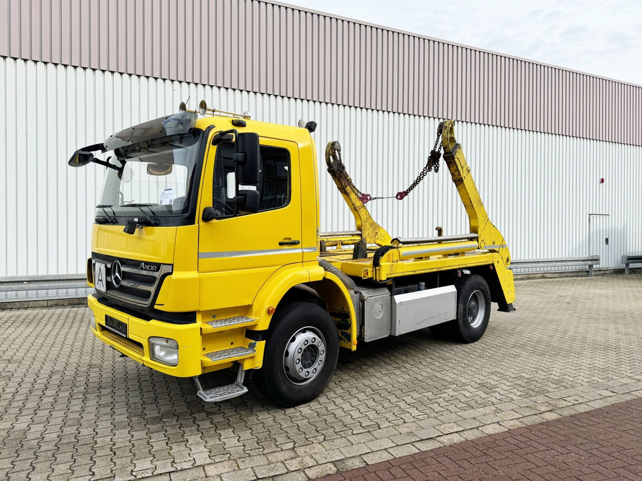 Camión portacontenedor de cadenas Mercedes-Benz Axor 1833 K 4x2 Axor 1833 K 4x2, Gergen TAK 20 Tele-Absetzer: foto 6