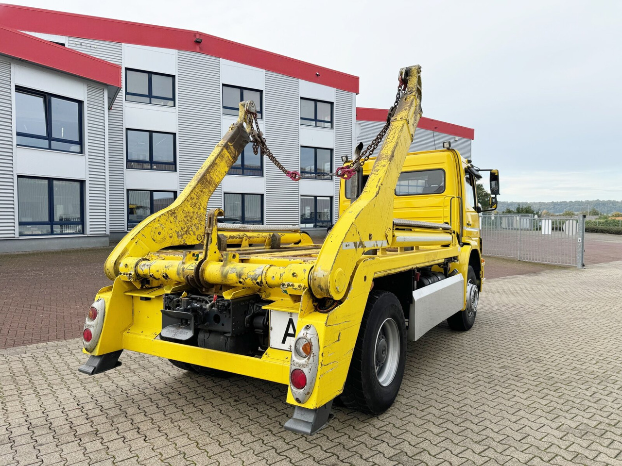 Camión portacontenedor de cadenas Mercedes-Benz Axor 1833 K 4x2 Axor 1833 K 4x2, Gergen TAK 20 Tele-Absetzer: foto 9