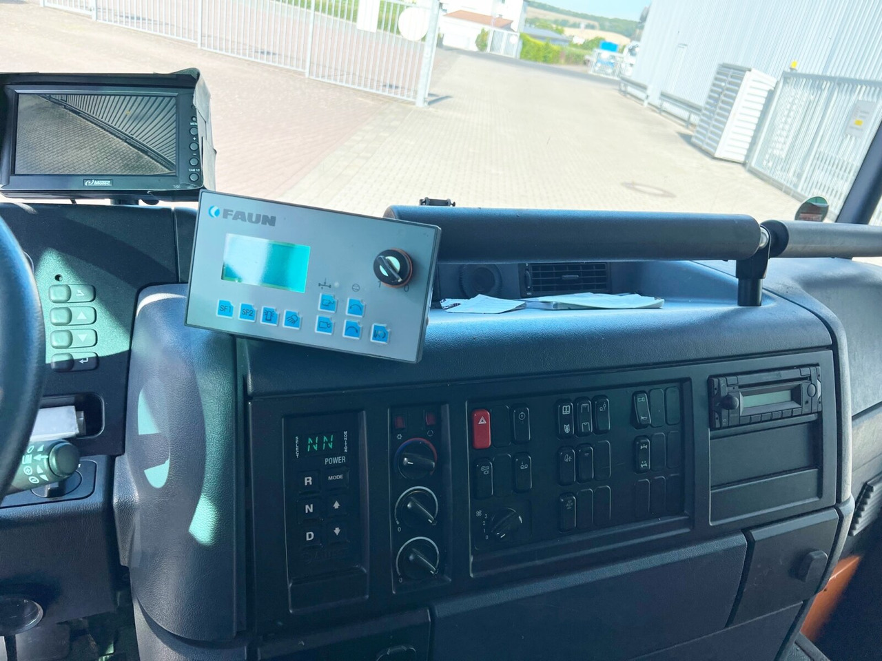 Mercedes-Benz Econic 2629 L/NLA 6x2/4 Econic 2629 L/NLA 6x2/4, EEV, Lenkachse, FAUN Rotopress 519L, Zöller-Schüttung - Camión de basura: foto 3 Mercedes-Benz Econic 2629 L/NLA 6x2/4 Econic 2629 L/NLA 6x2/4, EEV, Lenkachse, FAUN Rotopress 519L, Zöller-Schüttung - Camión de basura: foto 3