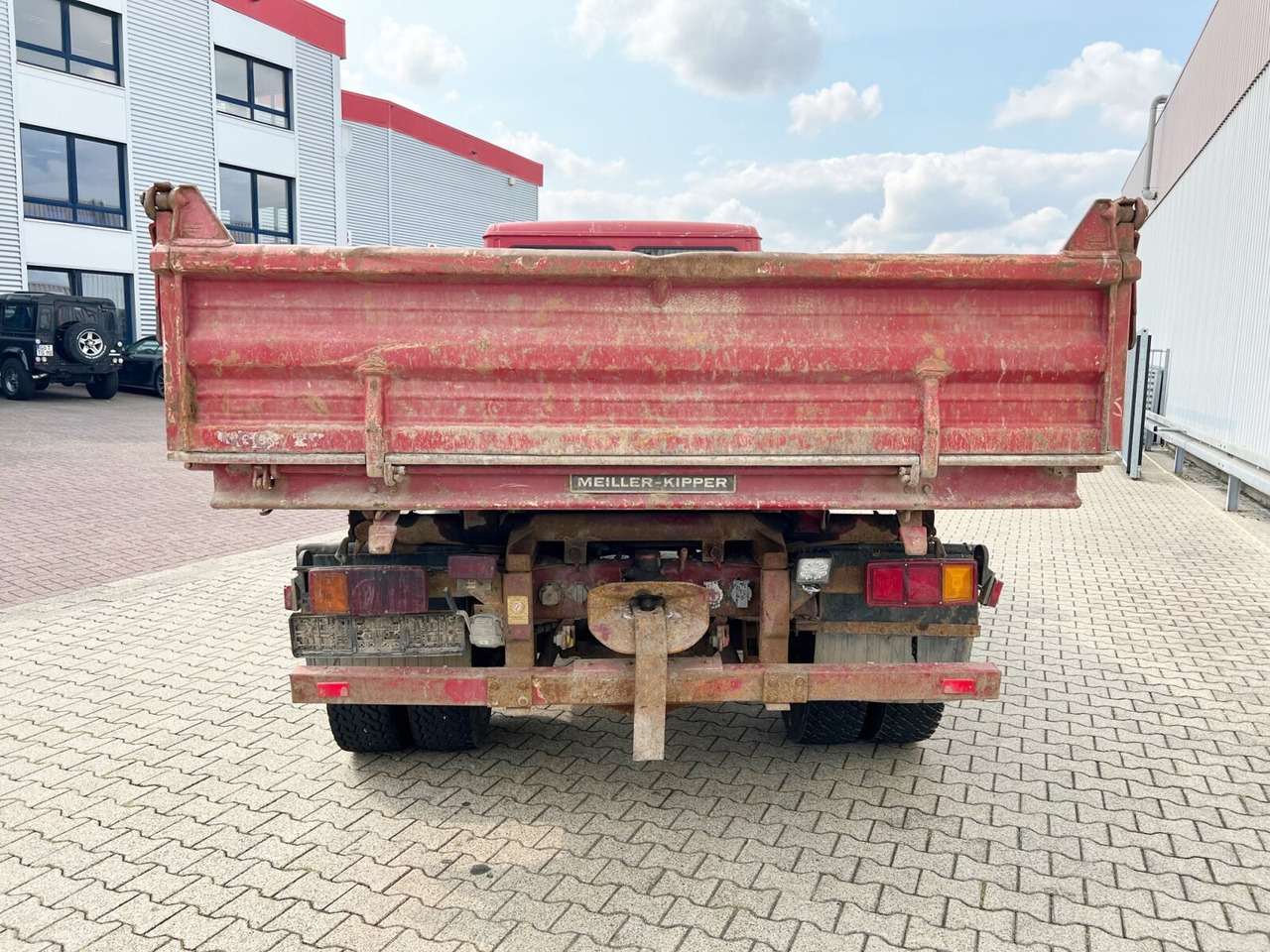 Camión volquete Mercedes-Benz LK 1117 K 4x2 LK 1117 K 4x2, 6-Zylinder Motor, 2x AHK: foto 10 Camión volquete Mercedes-Benz LK 1117 K 4x2 LK 1117 K 4x2, 6-Zylinder Motor, 2x AHK: foto 10