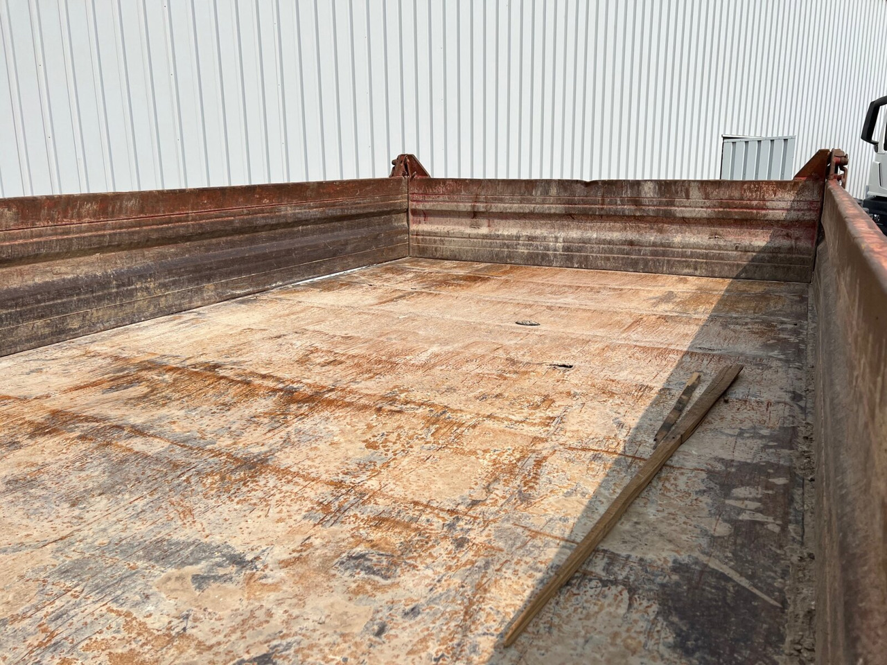 Camión volquete Mercedes-Benz LK 1117 K 4x2 LK 1117 K 4x2, 6-Zylinder Motor, 2x AHK: foto 14 Camión volquete Mercedes-Benz LK 1117 K 4x2 LK 1117 K 4x2, 6-Zylinder Motor, 2x AHK: foto 14