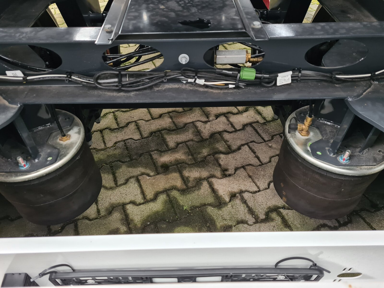 PS2H M3 PS2H M3 Schlitten-Abrollanhänger - Remolque multilift/ Portacontenedores de cadenas: foto 2 PS2H M3 PS2H M3 Schlitten-Abrollanhänger - Remolque multilift/ Portacontenedores de cadenas: foto 2