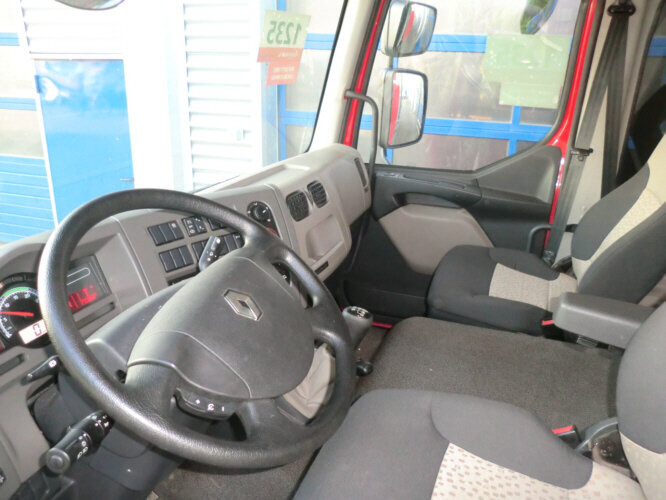 Renault Midlum 220 DXi 4x2 Midlum 220 DXi 4x2 - Camión multibasculante: foto 4 Renault Midlum 220 DXi 4x2 Midlum 220 DXi 4x2 - Camión multibasculante: foto 4