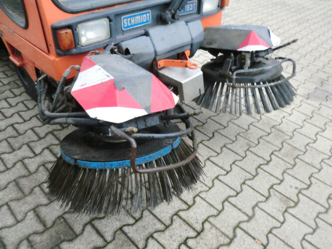 Barredora vial Schmidt - SK153SX: foto 9 Barredora vial Schmidt - SK153SX: foto 9