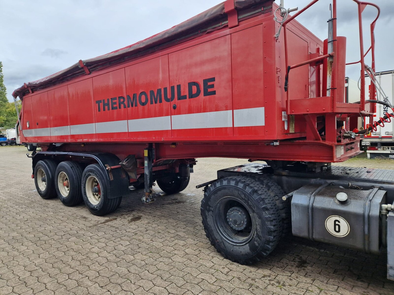 Meierling MSK 24 MSK 24 Voll-Alu Iso-Kastenmulde, ca. 25m³, 2x vorhanden - Semirremolque: foto 2 Meierling MSK 24 MSK 24 Voll-Alu Iso-Kastenmulde, ca. 25m³, 2x vorhanden - Semirremolque: foto 2