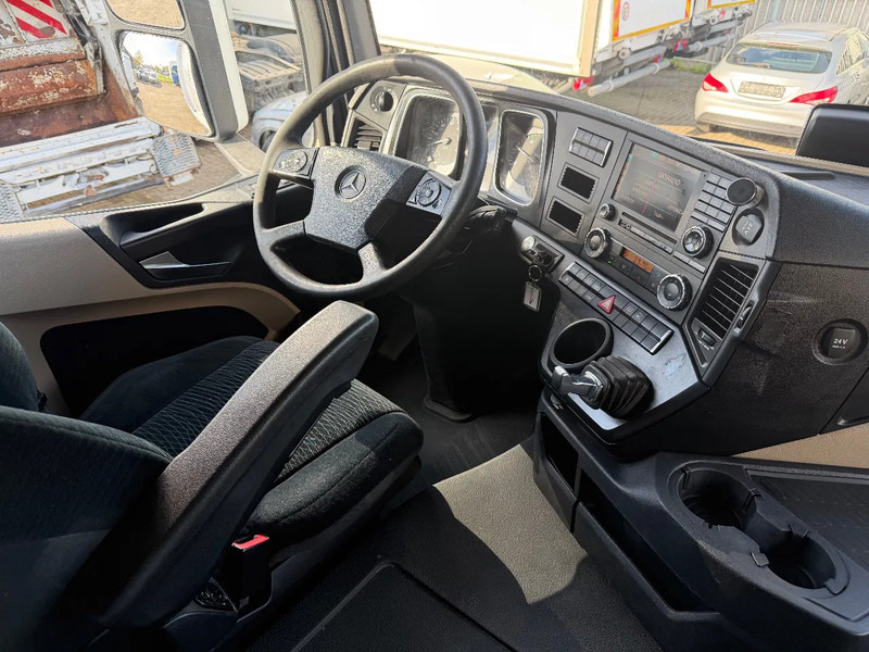 Cabeza tractora Mercedes-Benz Actros 1845 RETARDER + KIPPER HYDRAULIC + EURO 6 + AIRCO: foto 12 Cabeza tractora Mercedes-Benz Actros 1845 RETARDER + KIPPER HYDRAULIC + EURO 6 + AIRCO: foto 12