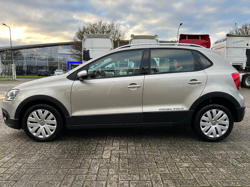 Volkswagen Polo 1.2 TSI CROSS + AUTOMATIC + 101.474 KM + APK/TUV - Hatchback: foto 2 Volkswagen Polo 1.2 TSI CROSS + AUTOMATIC + 101.474 KM + APK/TUV - Hatchback: foto 2