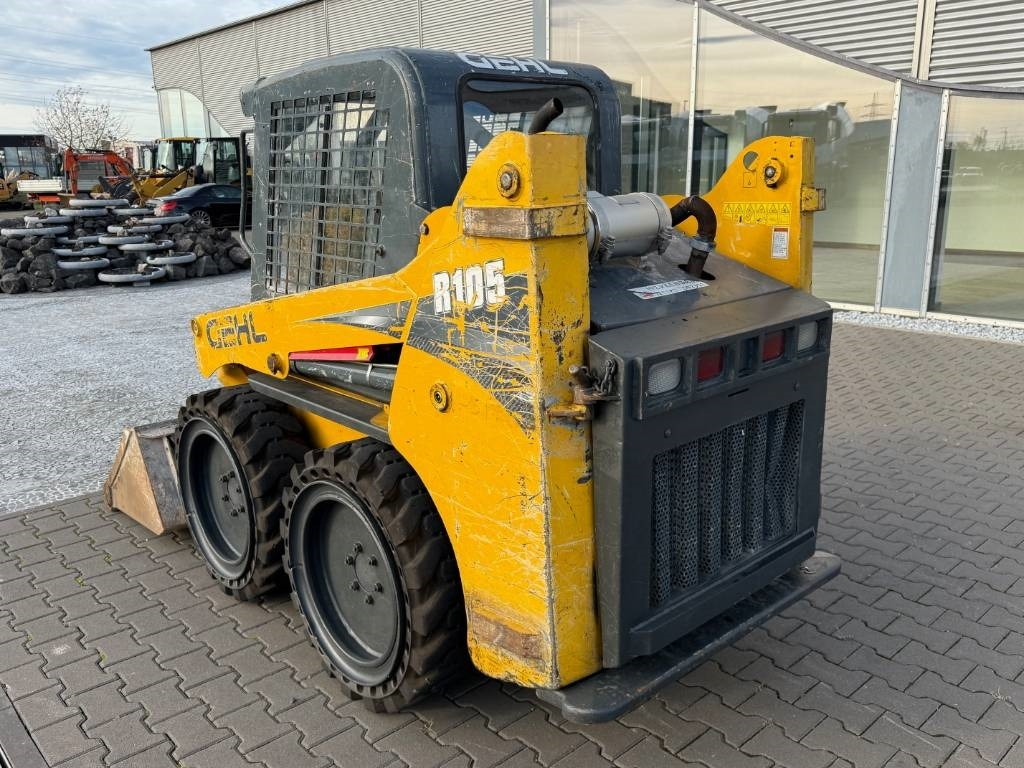 Gehl R 105 - Minicargadora: foto 3 Gehl R 105 - Minicargadora: foto 3