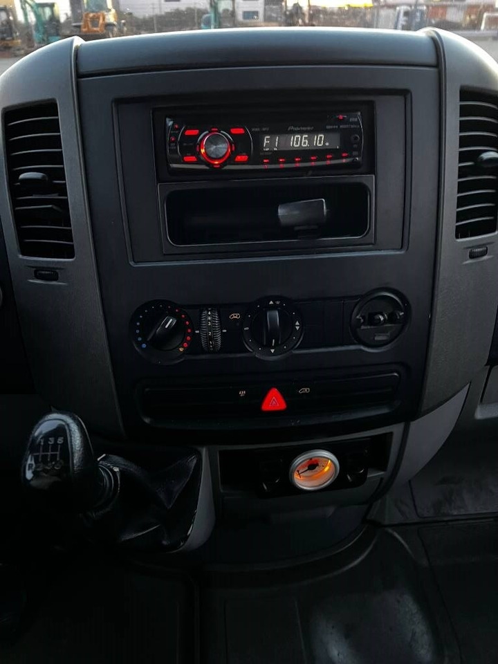 Leasing de Mercedes-Benz 515 CDI Mercedes-Benz 515 CDI: foto 11 Leasing de Mercedes-Benz 515 CDI Mercedes-Benz 515 CDI: foto 11