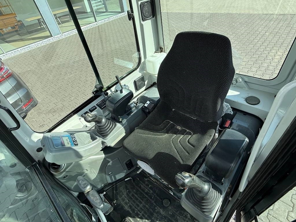 Miniexcavadora Takeuchi TB 216 Powertilt: foto 17 Miniexcavadora Takeuchi TB 216 Powertilt: foto 17