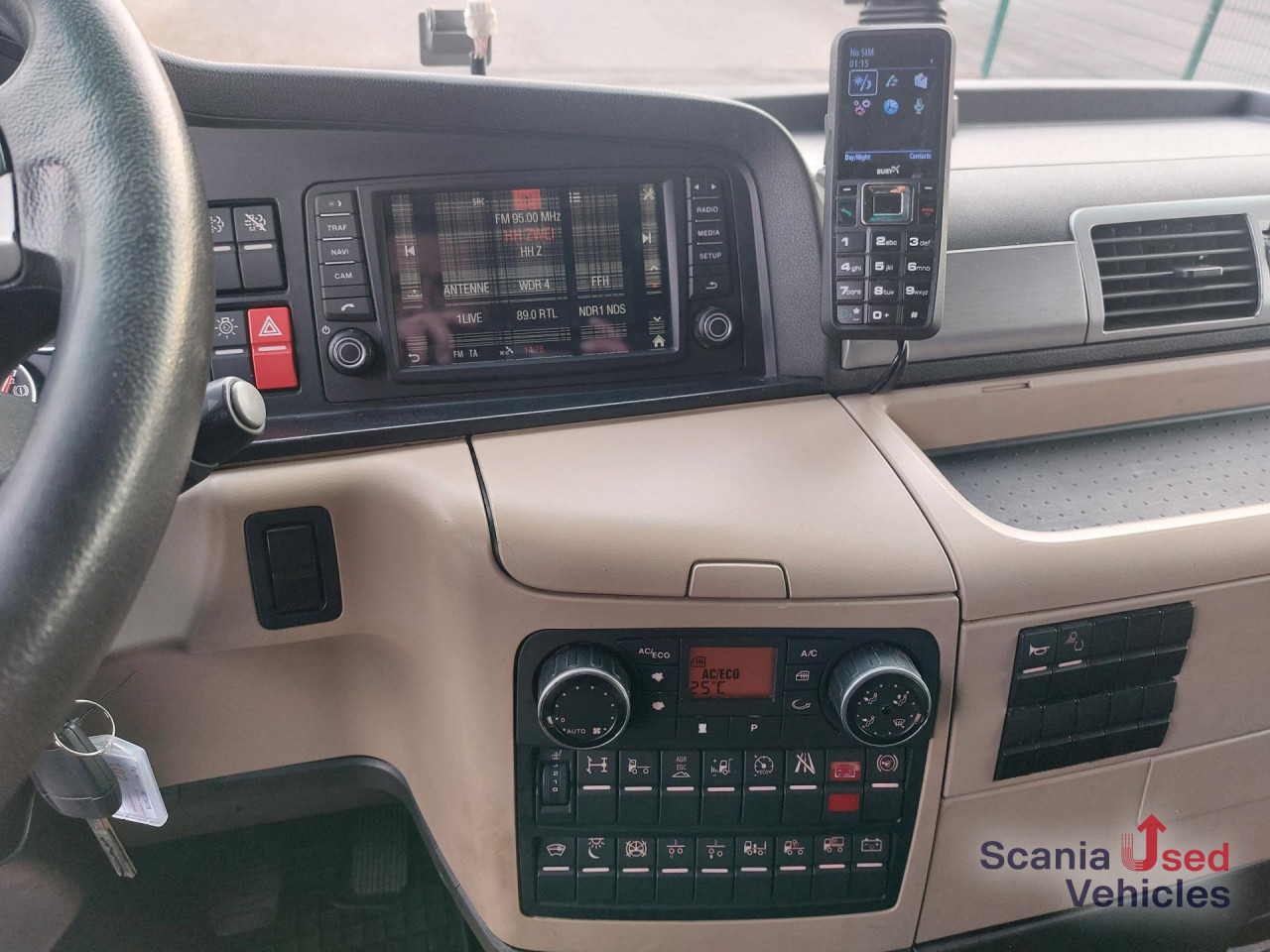 MAN TGX 18.500LL Low Liner - Cabeza tractora: foto 3 MAN TGX 18.500LL Low Liner - Cabeza tractora: foto 3