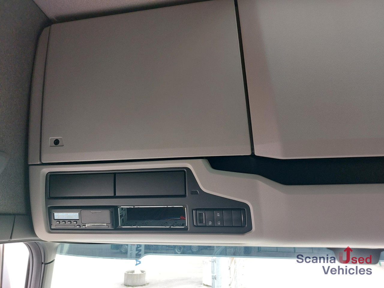 Cabeza tractora SCANIA R 460 A4x2NA, SUPER, Navi, Standklima: foto 6 Cabeza tractora SCANIA R 460 A4x2NA, SUPER, Navi, Standklima: foto 6