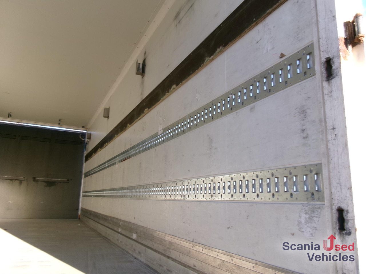 KFB Jessen Durchlader mit LBW Palfinger/MBB 2,0T - Remolque caja cerrada: foto 2 KFB Jessen Durchlader mit LBW Palfinger/MBB 2,0T - Remolque caja cerrada: foto 2