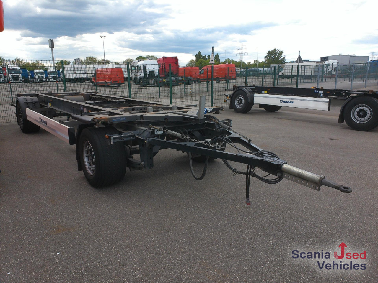 KRONE AZW 18 DB Wechselaufbau verstellbare Deichsel - Remolque portacontenedore/ Intercambiable: foto 1 KRONE AZW 18 DB Wechselaufbau verstellbare Deichsel - Remolque portacontenedore/ Intercambiable: foto 1
