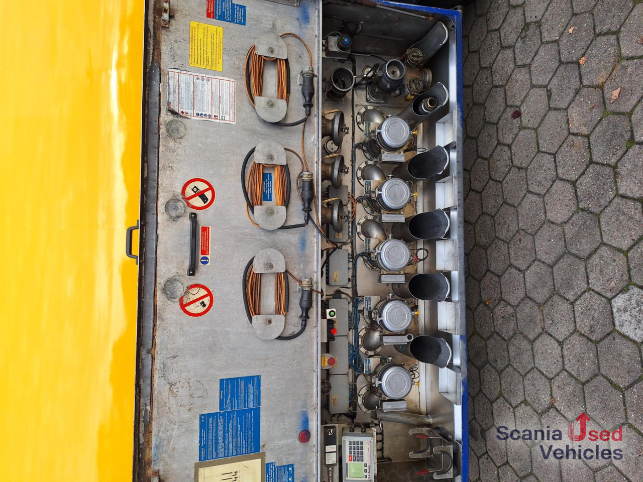 KTS/Schrader Tankaufl. 5 Kammern - Semirremolque cisterna: foto 5 KTS/Schrader Tankaufl. 5 Kammern - Semirremolque cisterna: foto 5