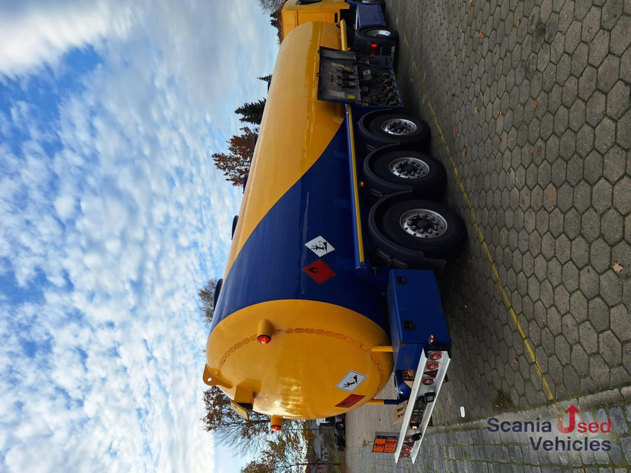 KTS/Schrader Tankaufl. 5 Kammern - Semirremolque cisterna: foto 4 KTS/Schrader Tankaufl. 5 Kammern - Semirremolque cisterna: foto 4