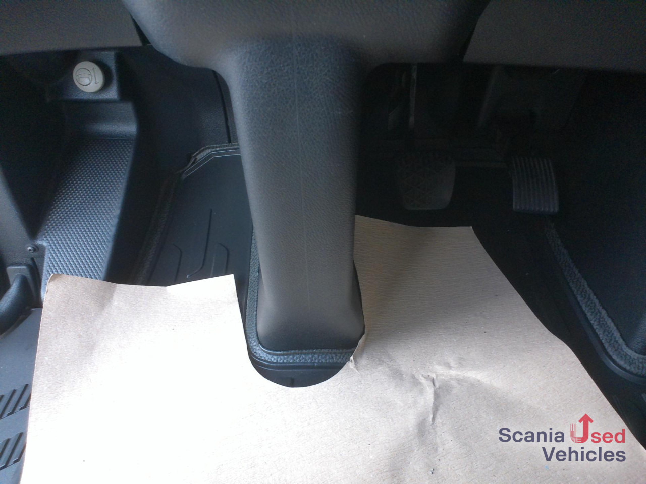 MERCEDES-BENZ Actros 1845 L - Camión lona: foto 4 MERCEDES-BENZ Actros 1845 L - Camión lona: foto 4
