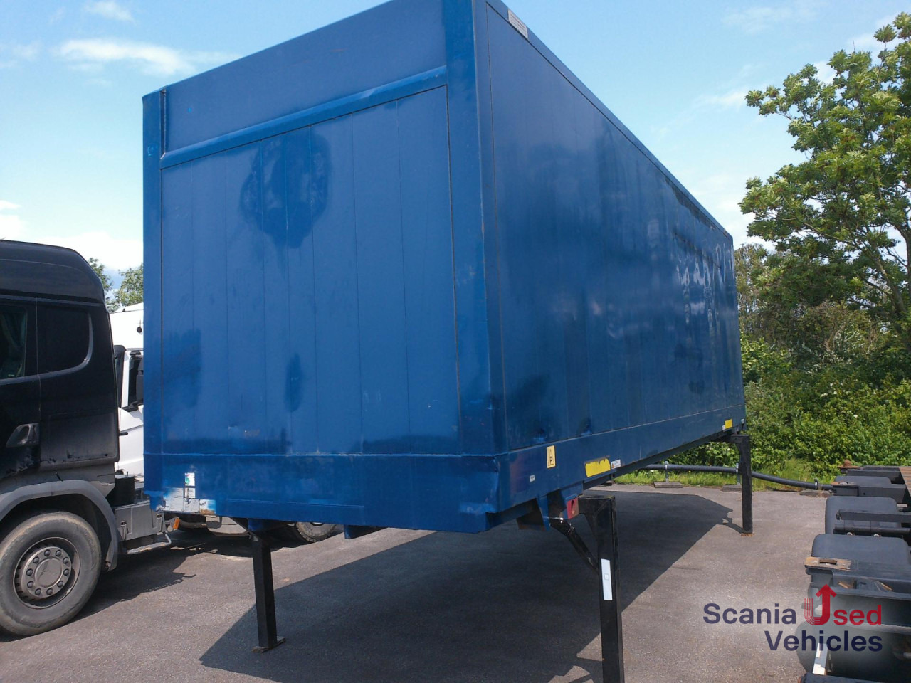 KRONE WB Koffer 7,82 Rolltor - Remolque: foto 5 KRONE WB Koffer 7,82 Rolltor - Remolque: foto 5