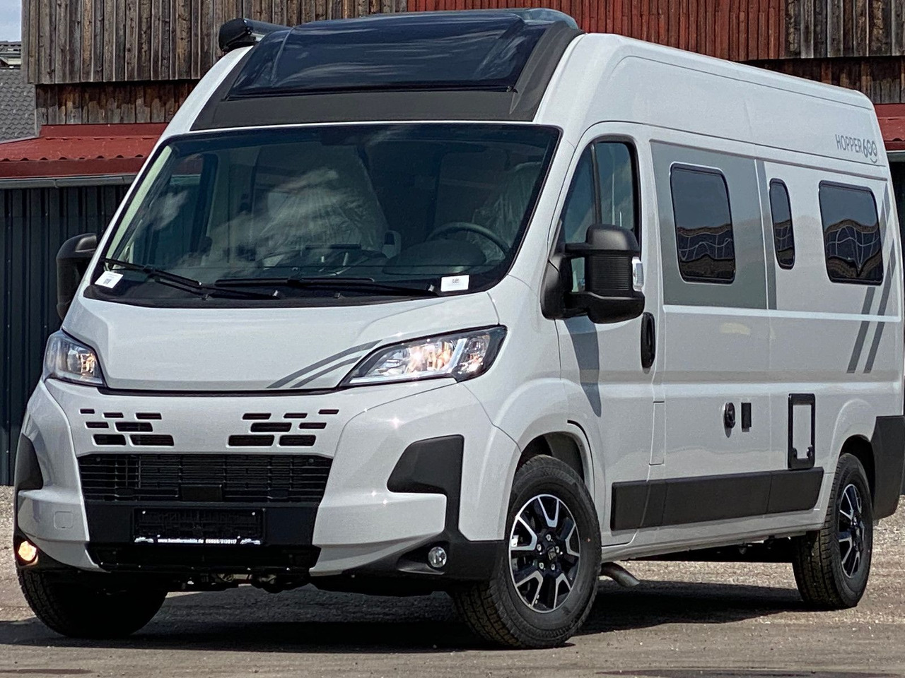 Carado CV 600 Dieselheizung,Skyroof,Autmatik, whiteLabl - Cámper: foto 1 Carado CV 600 Dieselheizung,Skyroof,Autmatik, whiteLabl - Cámper: foto 1