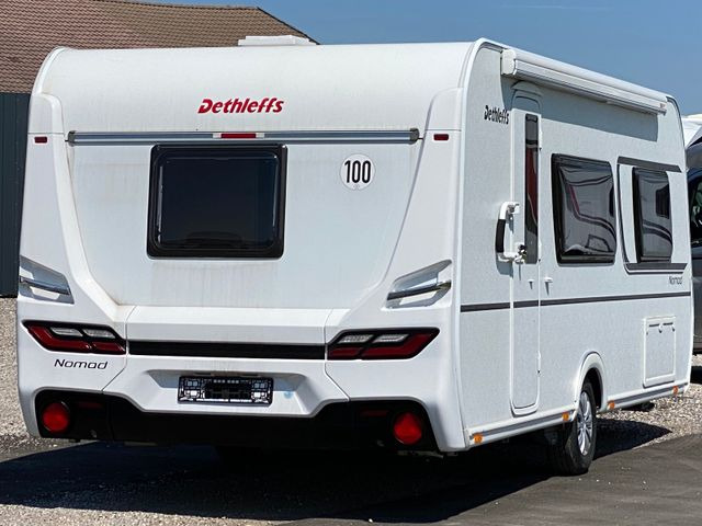 Dethleffs Nomad 520 ELT, Heckbad, SAT, Mover, Markise, ec Dethleffs Nomad 520 ELT, Heckbad, SAT, Mover, Markise, ec - Caravana: foto 3 Dethleffs Nomad 520 ELT, Heckbad, SAT, Mover, Markise, ec Dethleffs Nomad 520 ELT, Heckbad, SAT, Mover, Markise, ec - Caravana: foto 3