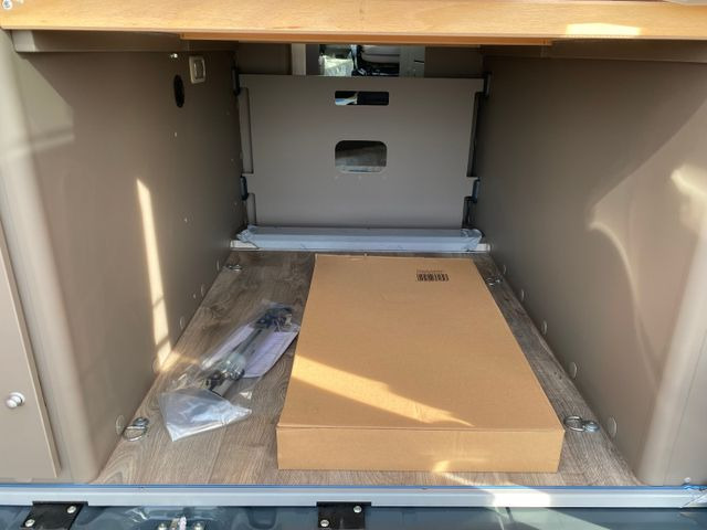 Cámper nuevo LMC INNOVAN 600 ,ASD, Aufstelldach,26 Modell,: foto 14