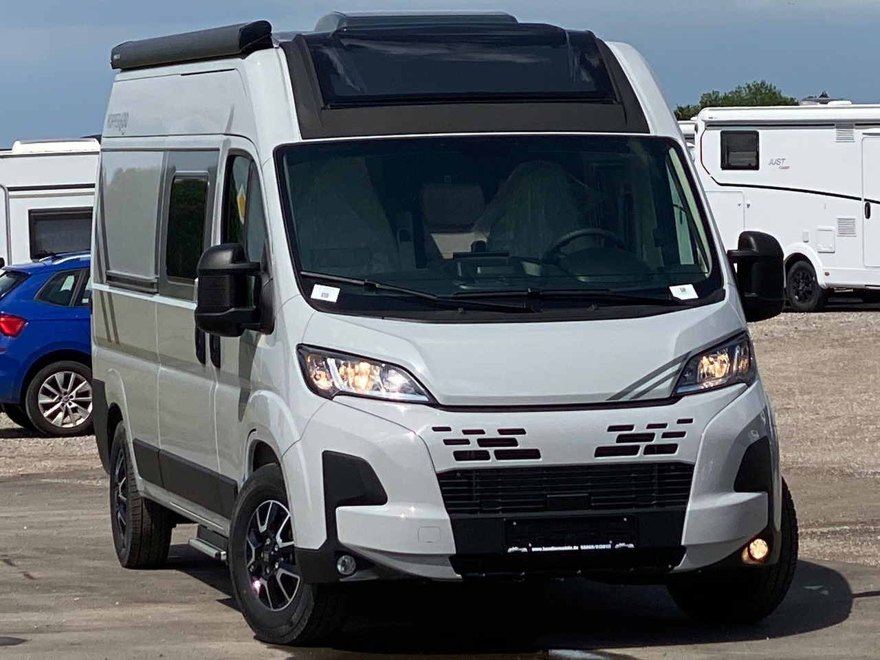 LMC INNOVAN 600 ,Dieselheizung,Modell 25 Skyroof - Cámper: foto 3 LMC INNOVAN 600 ,Dieselheizung,Modell 25 Skyroof - Cámper: foto 3
