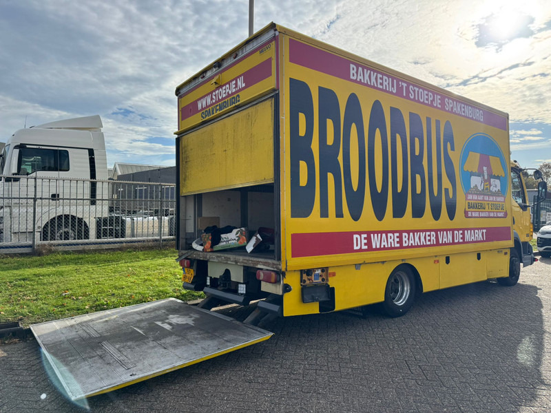 DAF LF 45.180 / Manual / Tail Lift / NL Truck - Camión caja cerrada: foto 3 DAF LF 45.180 / Manual / Tail Lift / NL Truck - Camión caja cerrada: foto 3