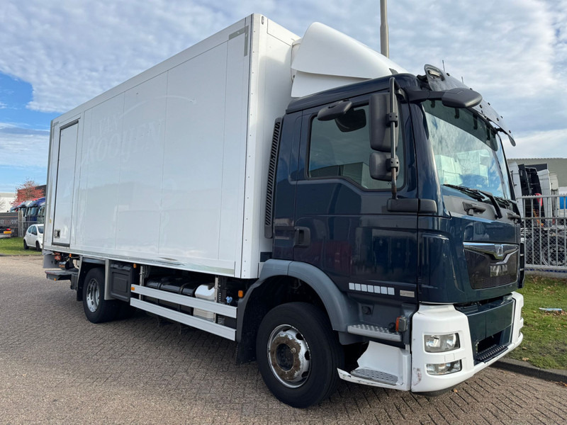 MAN TGM 12.220 / Carrier / Euro 6 / Tail Lift / TUV: 9-2026 / Belgium Truck - Camión frigorífico: foto 4 MAN TGM 12.220 / Carrier / Euro 6 / Tail Lift / TUV: 9-2026 / Belgium Truck - Camión frigorífico: foto 4