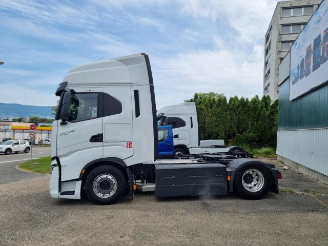 IVECO S-Way AS440S46T/FP CNG - Cabeza tractora: foto 2 IVECO S-Way AS440S46T/FP CNG - Cabeza tractora: foto 2