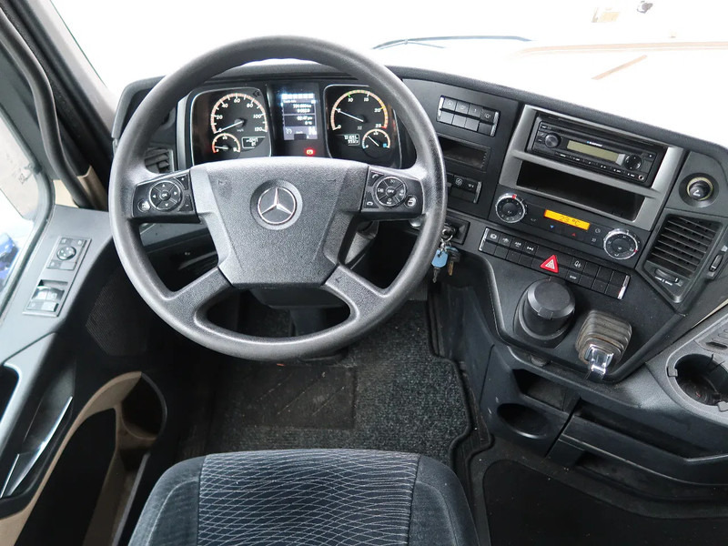 Foto del interior 3: Cabeza tractora Mercedes-Benz Actros 1842 Euro 5, Big Space, TUV, Automatic, NL Truck TOP!