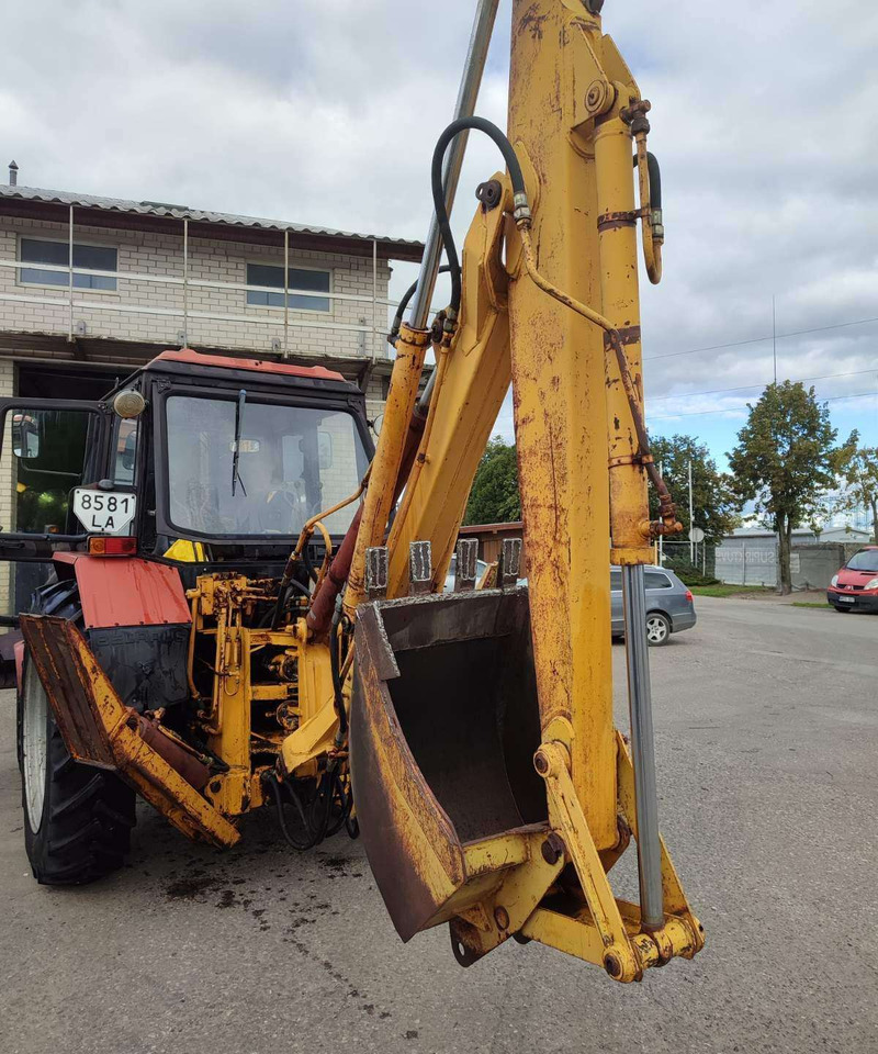 MTZ 82.1 - Retroexcavadora: foto 4 MTZ 82.1 - Retroexcavadora: foto 4