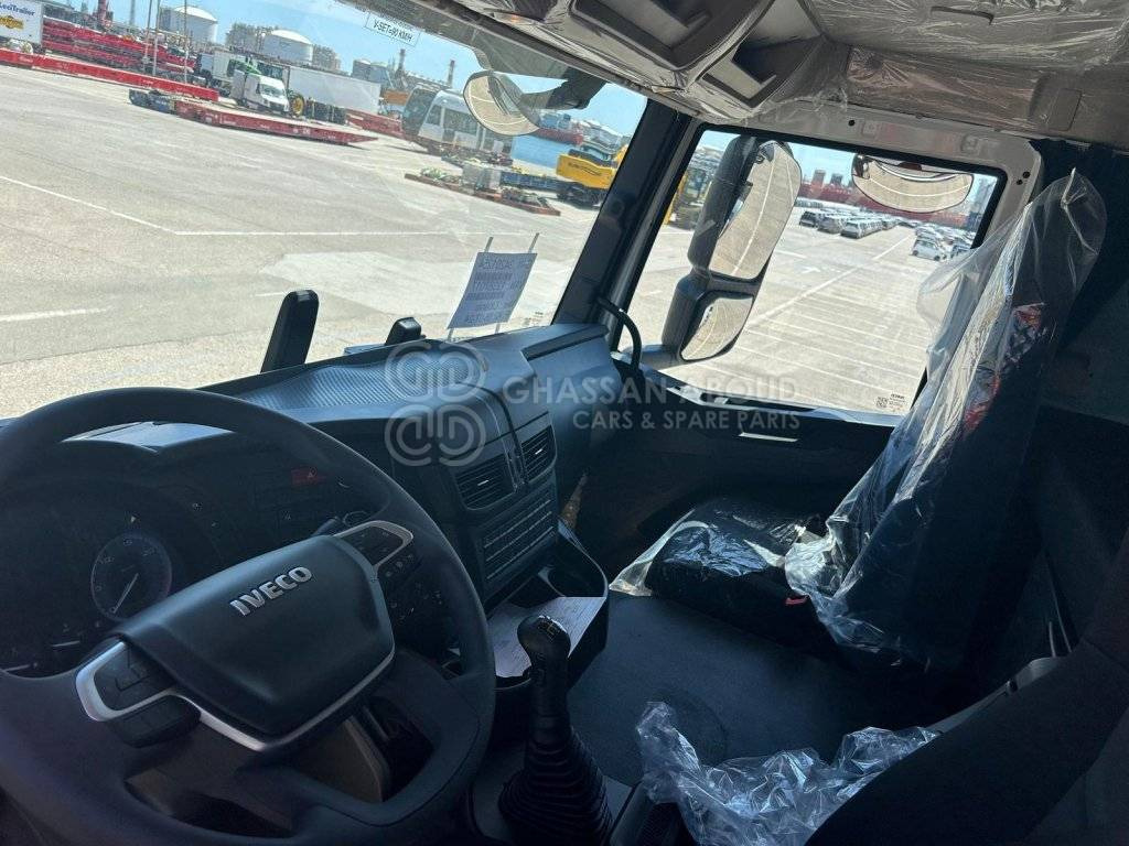IVECO T-WAY Tractor 6×4 AT720T47TH GCW 120 Ton HP 470 MY25 - Cabeza tractora: foto 4 IVECO T-WAY Tractor 6×4 AT720T47TH GCW 120 Ton HP 470 MY25 - Cabeza tractora: foto 4