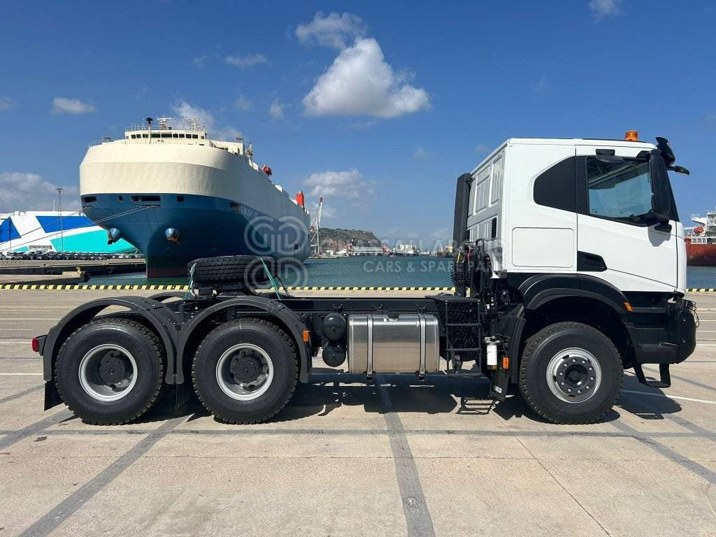 IVECO T-WAY Tractor 6×4 AT720T47TH GVW 26-38 Ton HP 470 R20Tyre MY24 - Cabeza tractora: foto 2 IVECO T-WAY Tractor 6×4 AT720T47TH GVW 26-38 Ton HP 470 R20Tyre MY24 - Cabeza tractora: foto 2