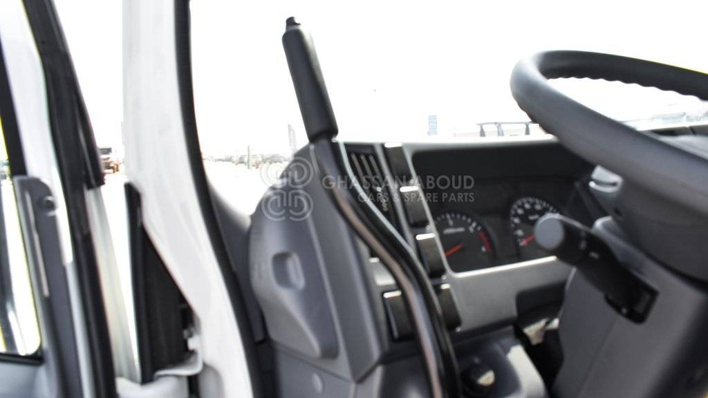 ISUZU NPR 75 DUMP TRUCK - Camión volquete: foto 5 ISUZU NPR 75 DUMP TRUCK - Camión volquete: foto 5