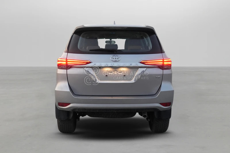 Toyota Fortuner 4x4 - SUV/ Todoterreno: foto 5 Toyota Fortuner 4x4 - SUV/ Todoterreno: foto 5