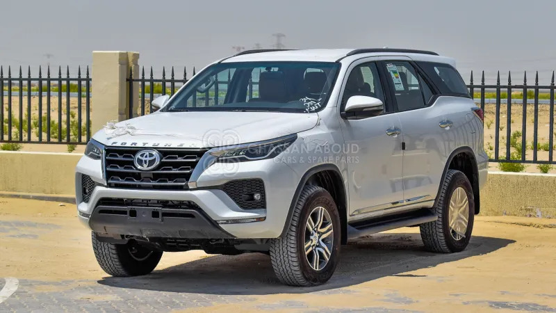 Toyota Fortuner 4x4 - SUV/ Todoterreno: foto 1 Toyota Fortuner 4x4 - SUV/ Todoterreno: foto 1