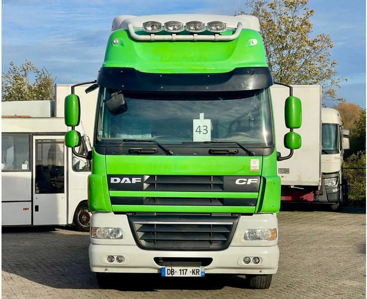 DAF CF 85.460 12/2013!! RETARDER, HYDRAULIC / PTO . Great Condition! - Cabeza tractora: foto 2 DAF CF 85.460 12/2013!! RETARDER, HYDRAULIC / PTO . Great Condition! - Cabeza tractora: foto 2